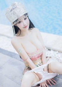 Bộ Ảnh Gái Xinh Trung Quốc Hở Bạo Ở Nơi Công Cộng