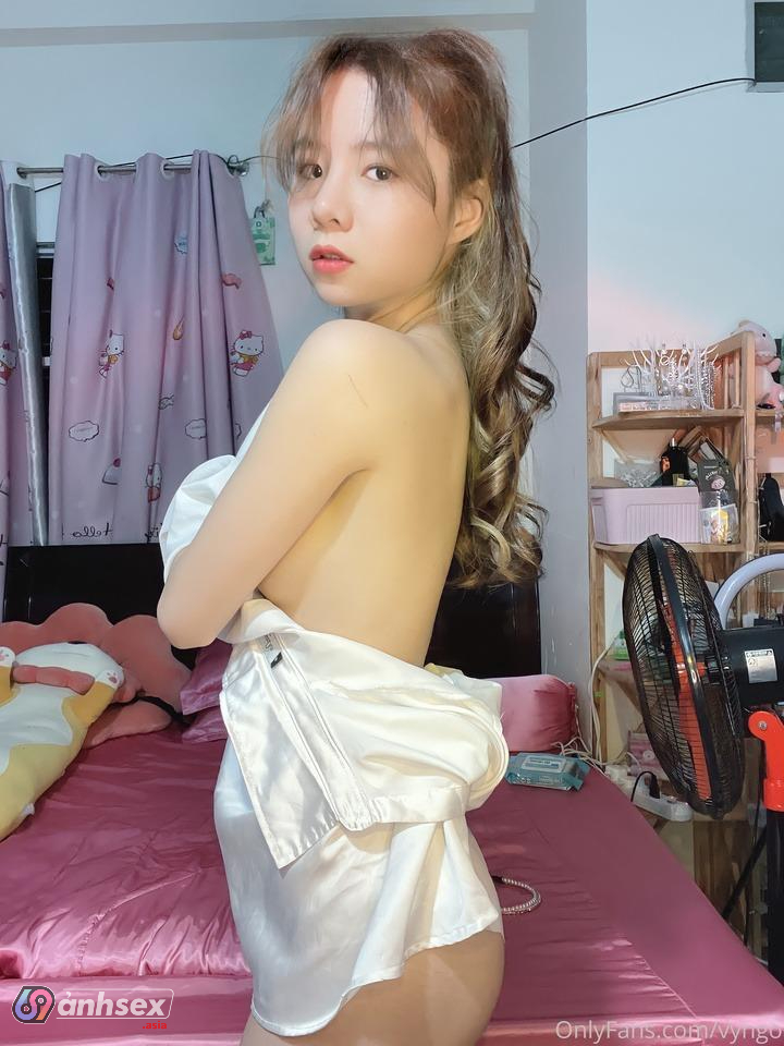 Ảnh Hotgirl Ngô Ngọc Tường Vy Onlyfans Leak @Vyngo Chất